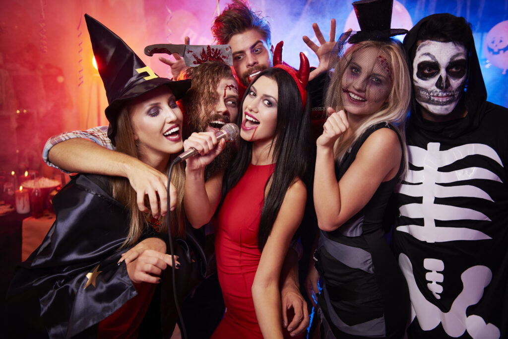 Latest Trends in Costume Hire: